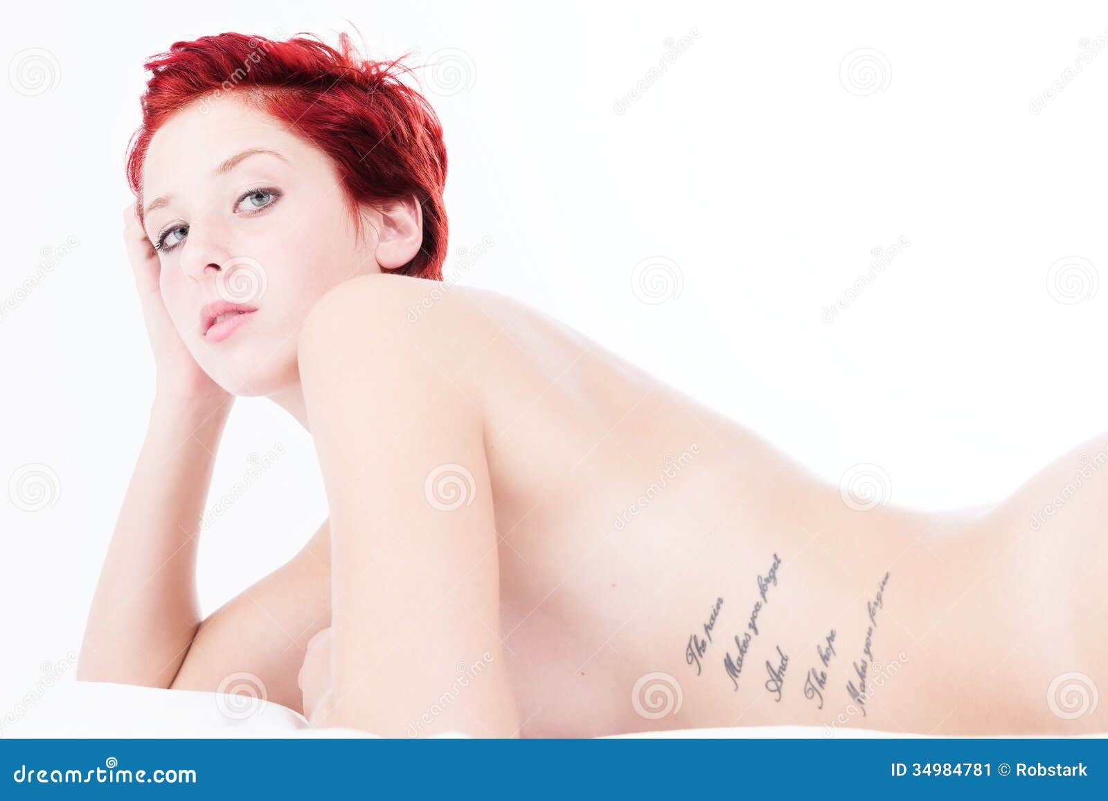 Gorgeous redhead naked girl