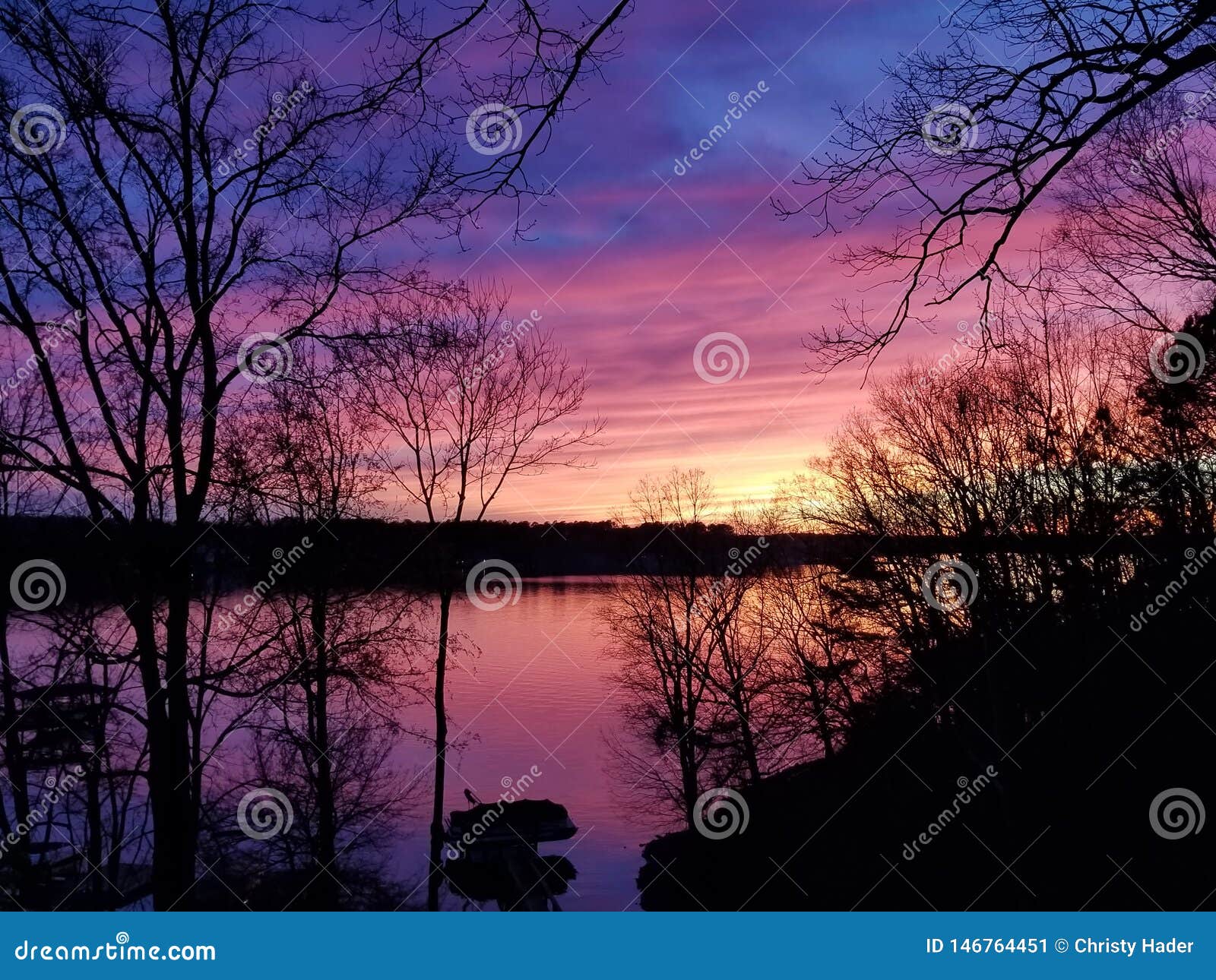 gorgeous sunset on lake wylie in tega cay, south carolina