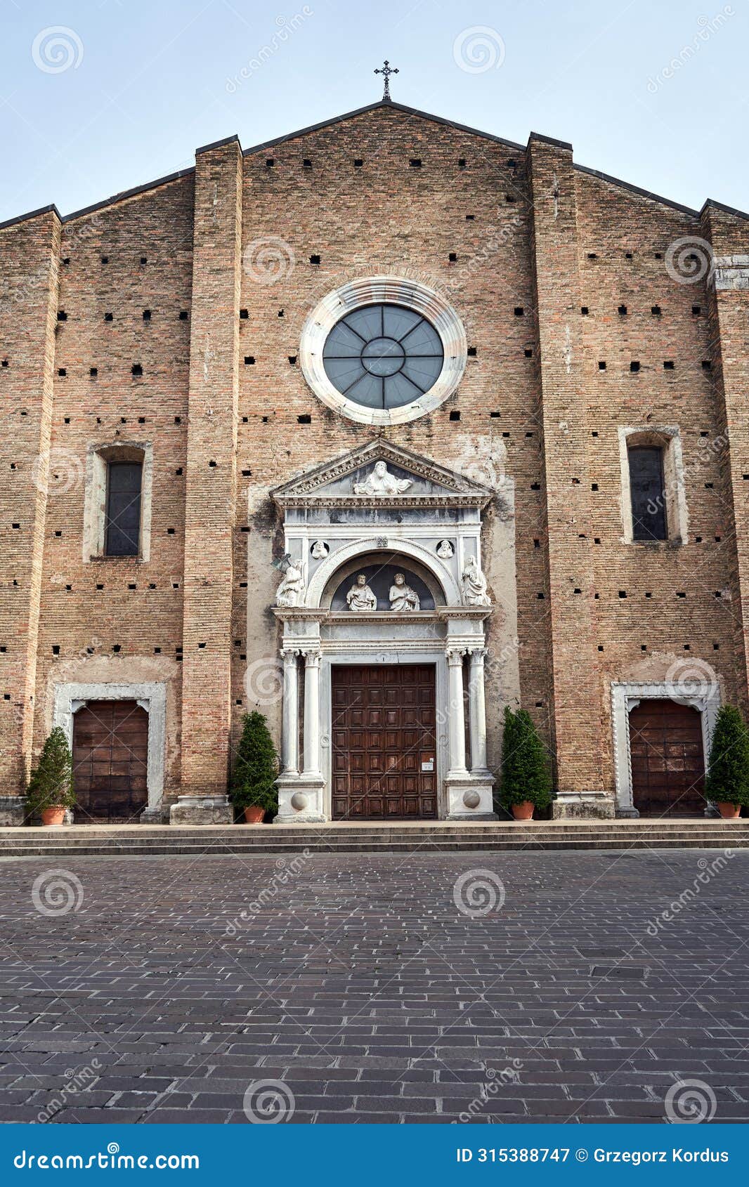 gothic facade of the duomo di santa maria annunziata cathedral in the town of salo on lake garda