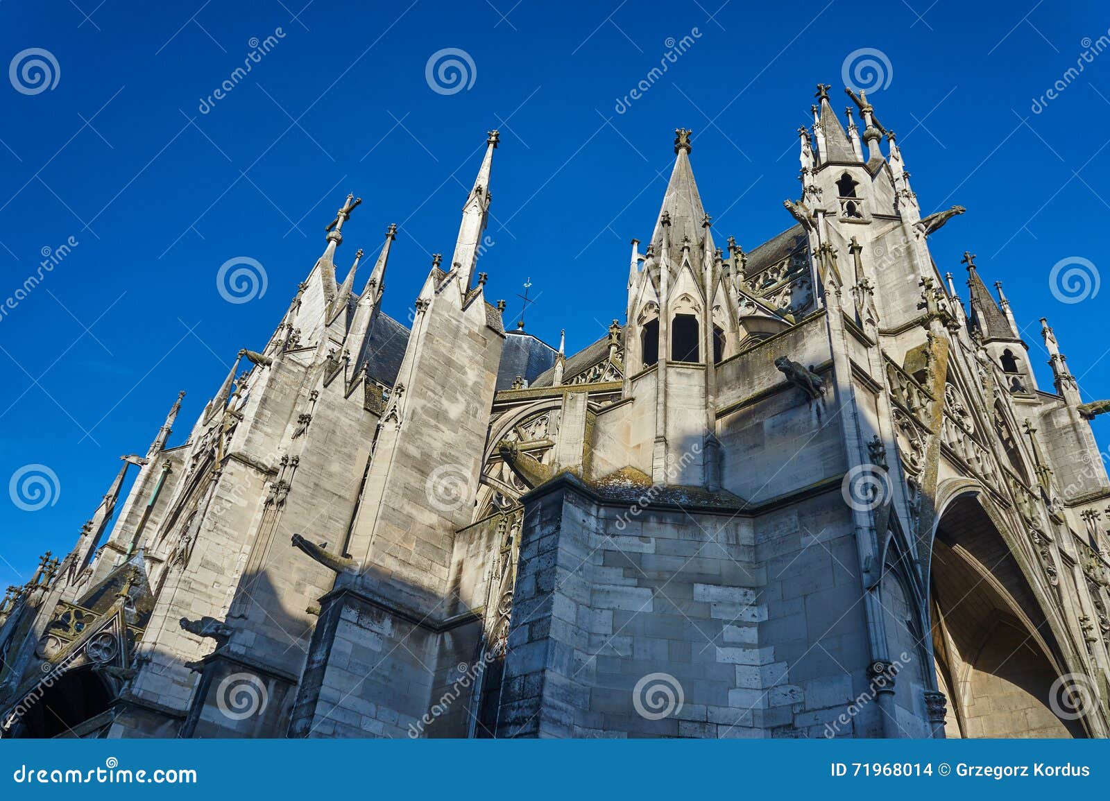 gothic saint-urbain basilica