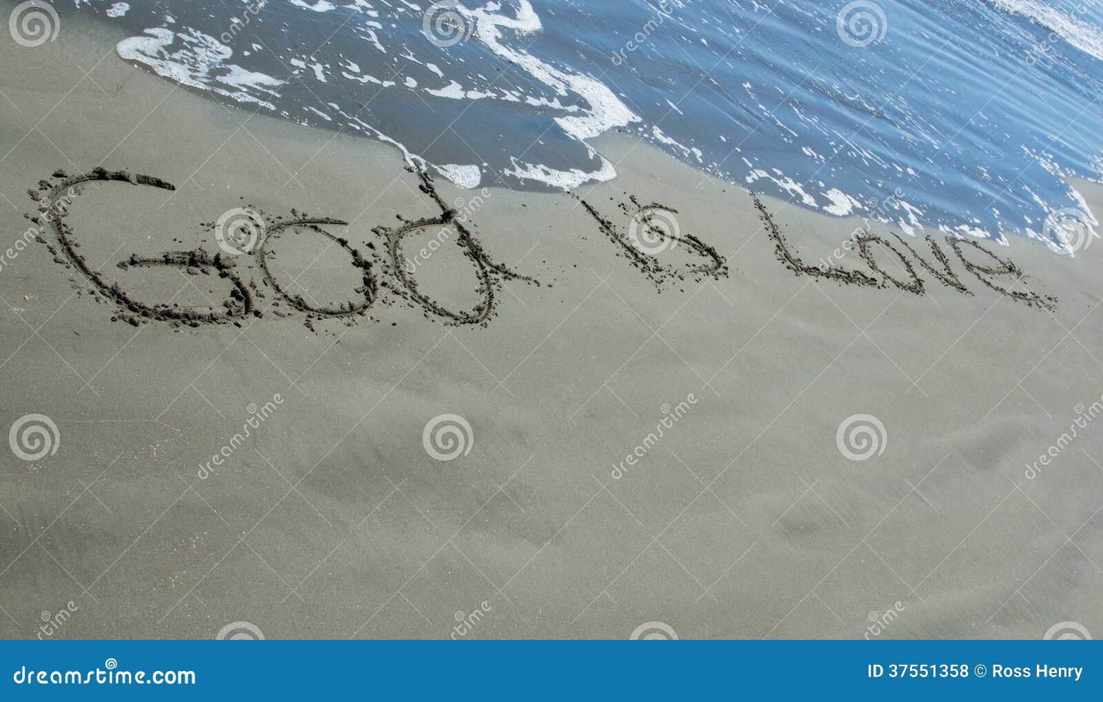 Gott ist Liebes-Sand stockfoto. Bild von glaube, christentum - 37551358