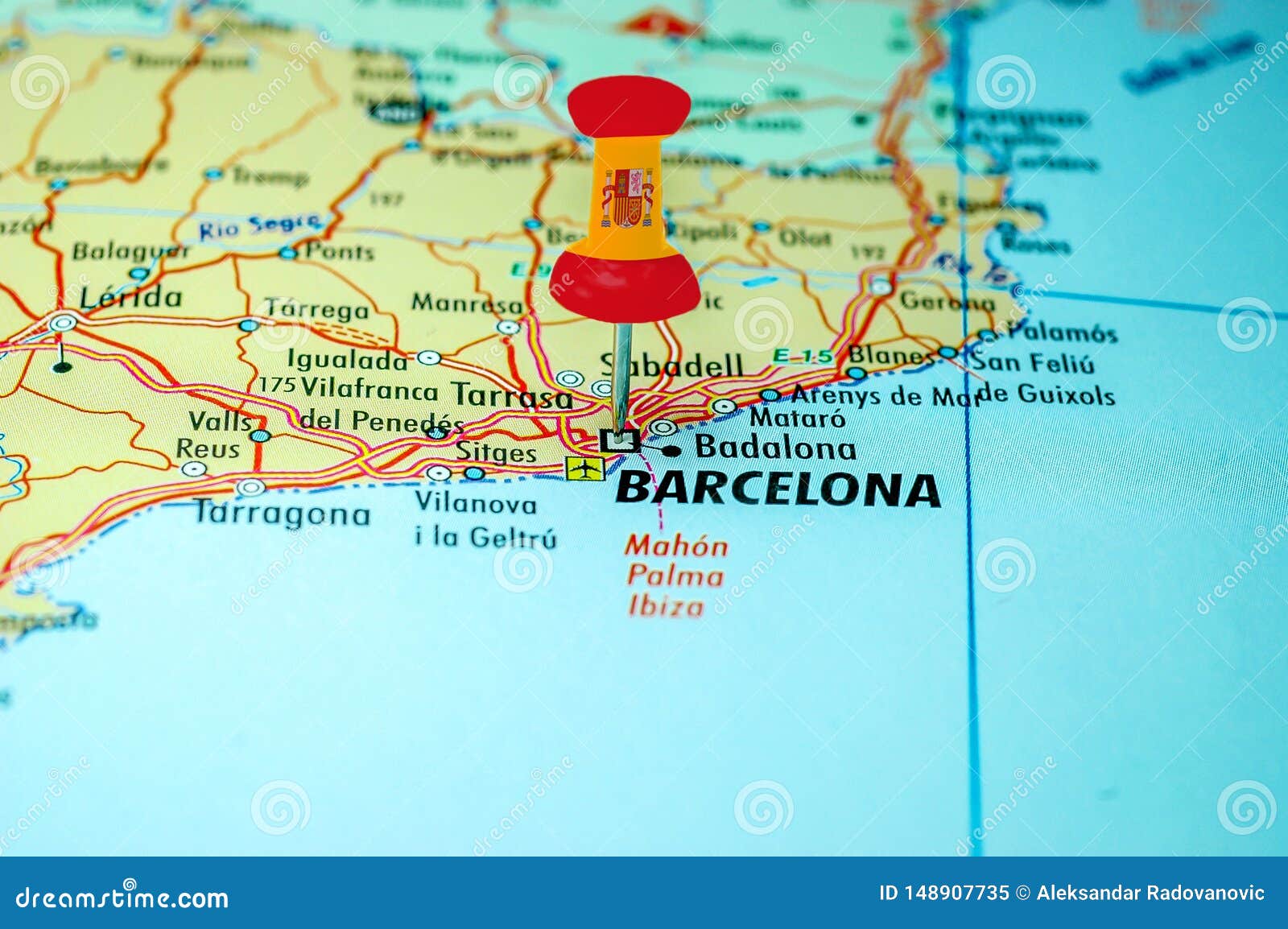 Goupille De Pouss E Avec Le Drapeau De L Espagne Image Stock Image Du Barcelone Endroit Goupille De Pouss E Avec Le Drapeau De L Espagne Image Stock Image Du Barcelone Endroit