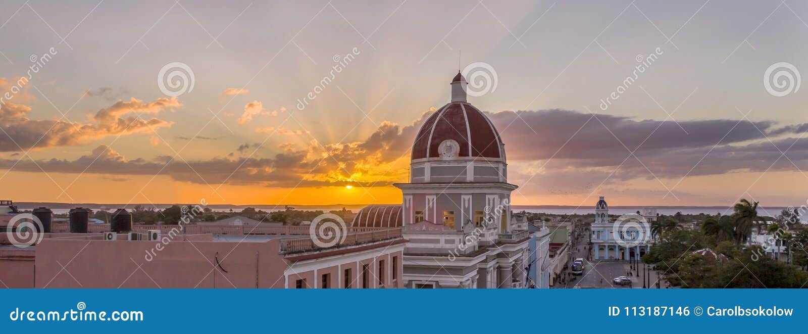 palacio del gobierno, cienfuegos cuba