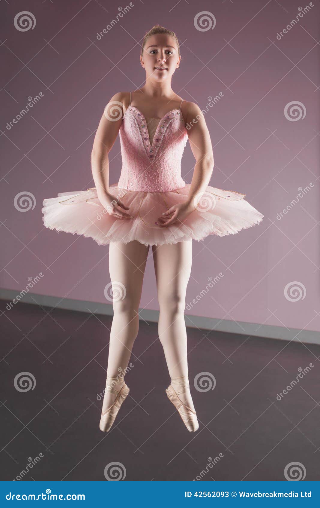 Грациозно 3. Фигура "балерина". Фигуры балерин в обычной жизни. Балерина в обычной жизни. Фигура как у балерины.