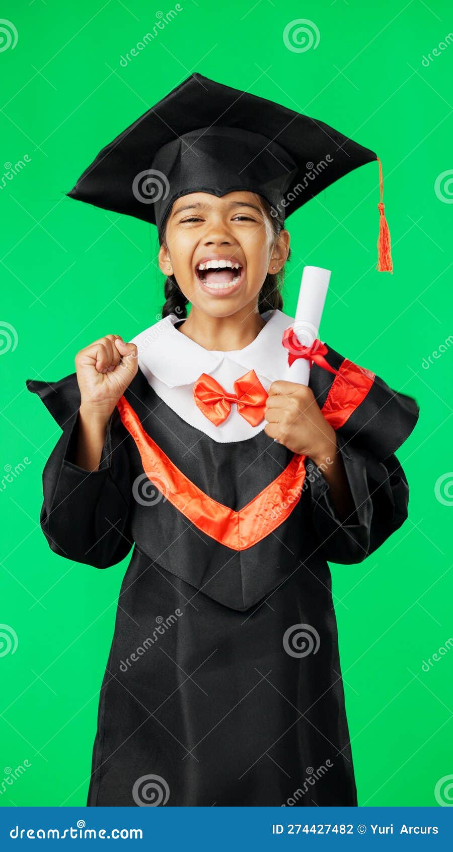 Souvenir (One-time Use) Graduation Gown from Grad Goods & More. Horizon  Graduation Cap & Gown for high school, middle school graduations. Made in  USA. Fast order fulfillment.