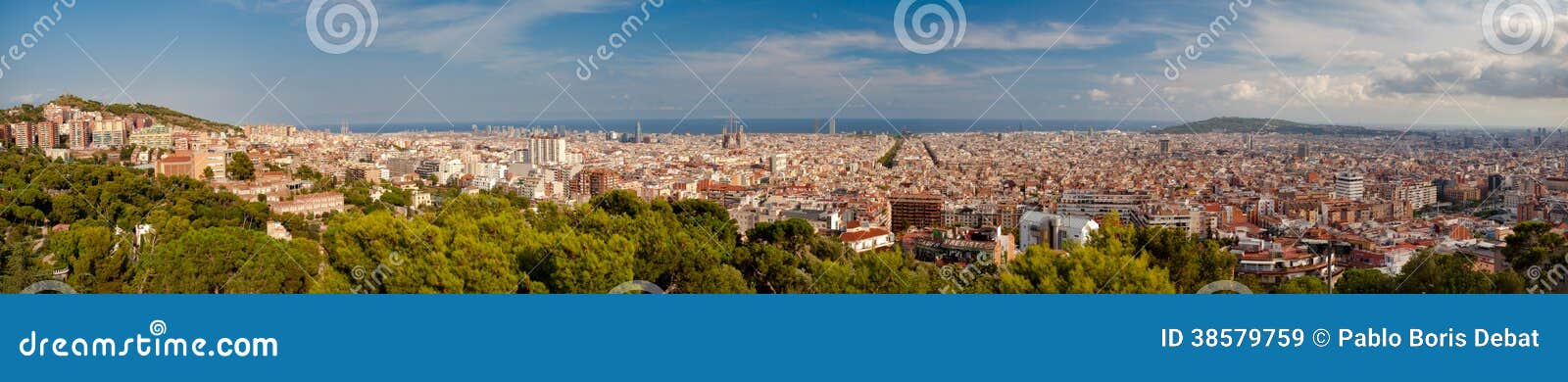 graet panoramic view of barcelona