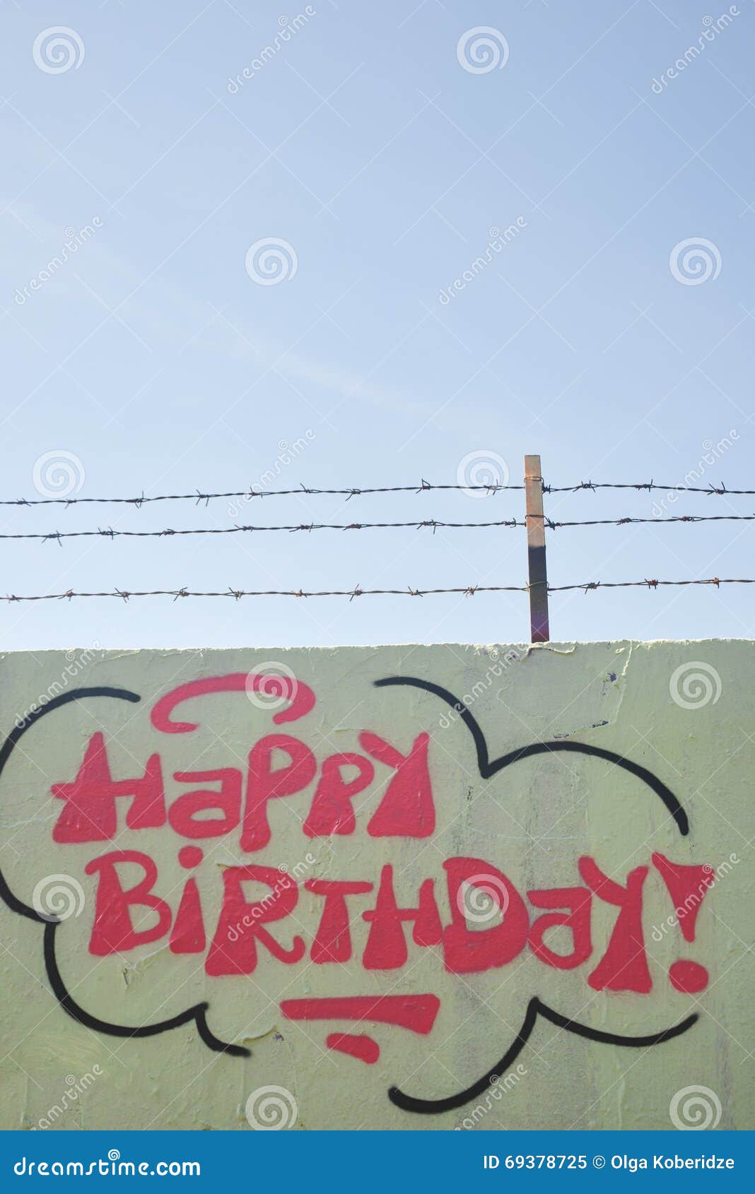 Graffiti De Joyeux Anniversaire Photos Libres De Droits Et Gratuites De Dreamstime Graffiti De Joyeux Anniversaire Photos Libres De Droits Et Gratuites De Dreamstime
