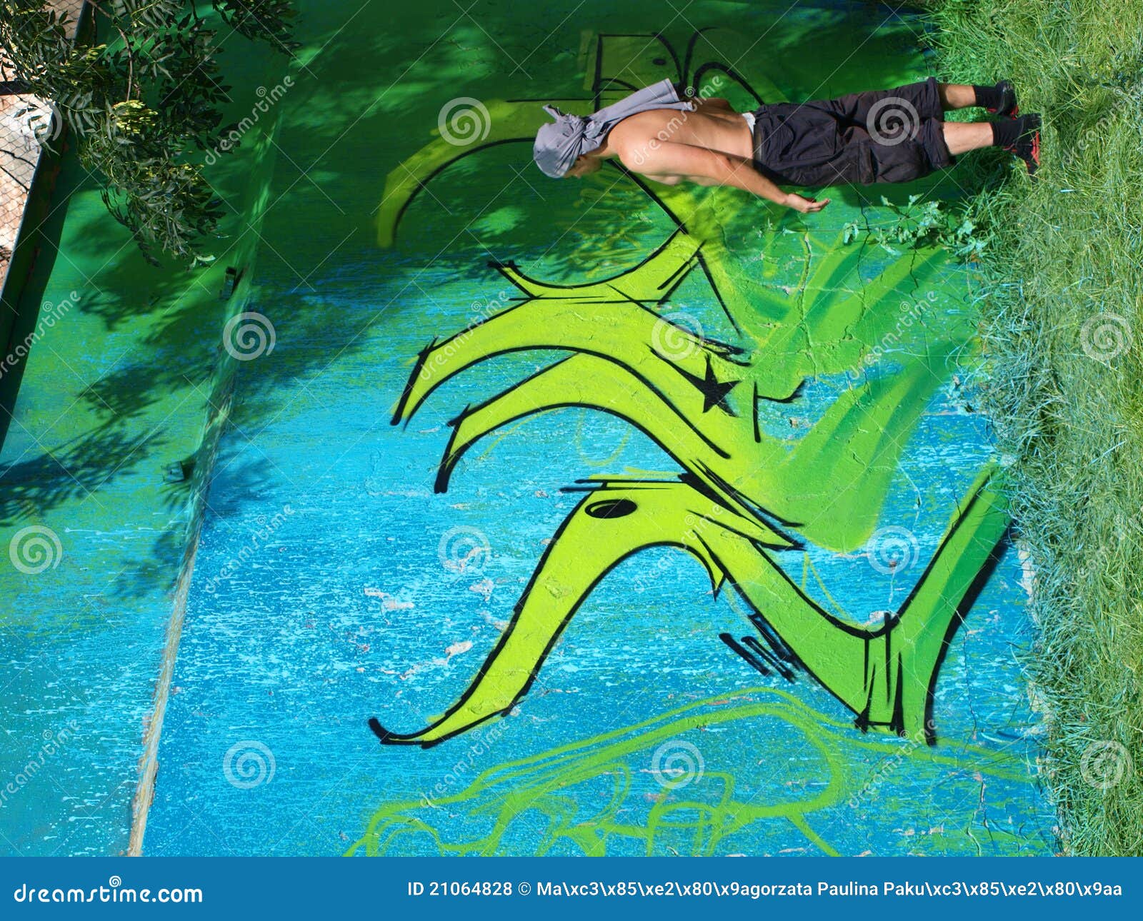 Graffiti, Lublin, Poland editorial stock photo. Image of artists 21064828