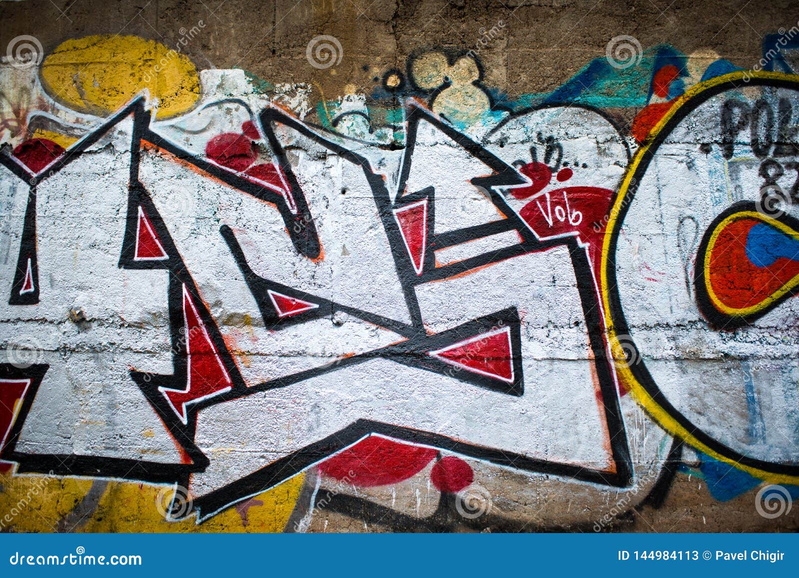 Graffiti Isn T Dead An Alleyway In Ghent Graffiti Ghent Alleyway