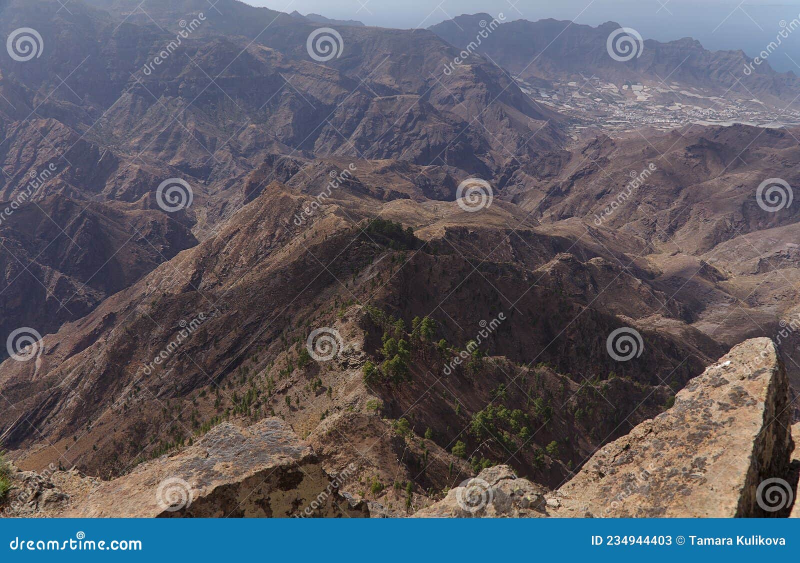 gran canaria, landscape of the central montainous part of the island, las cumbres, ie the summits, hiking route to altavista