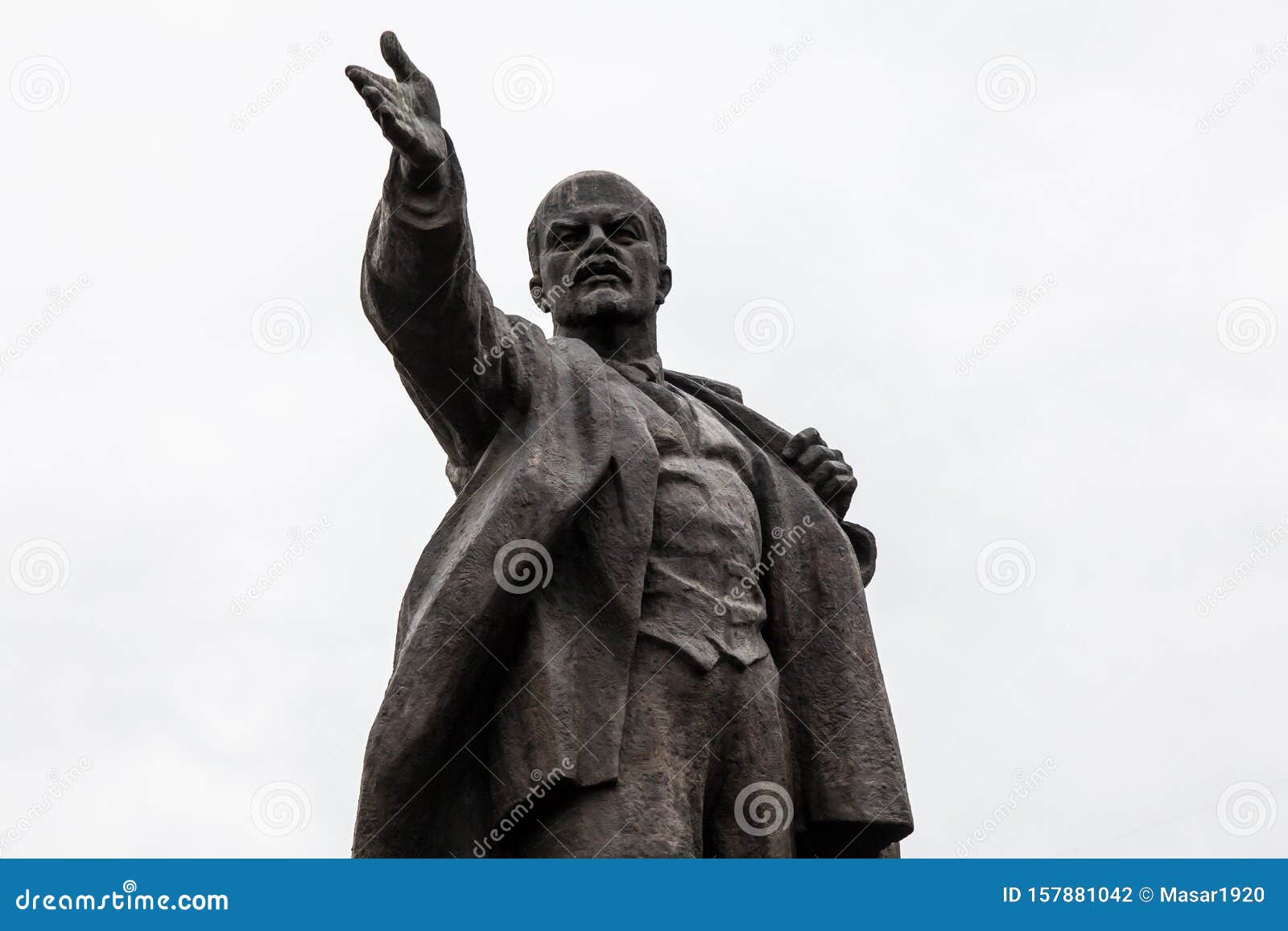 Gran Estatua De Lenin En Biskek Fotografía editorial Imagen de