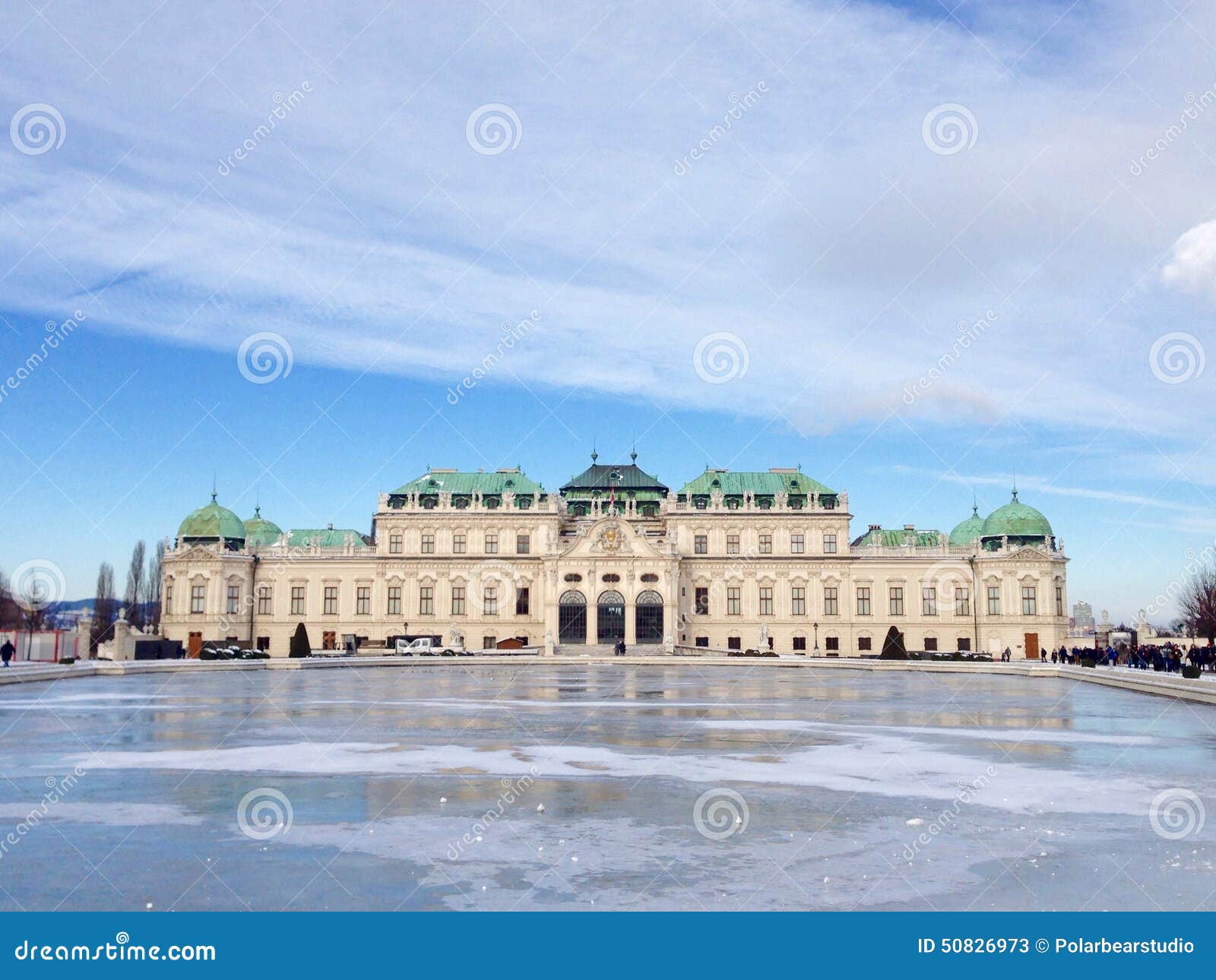 grand buildings in vienna