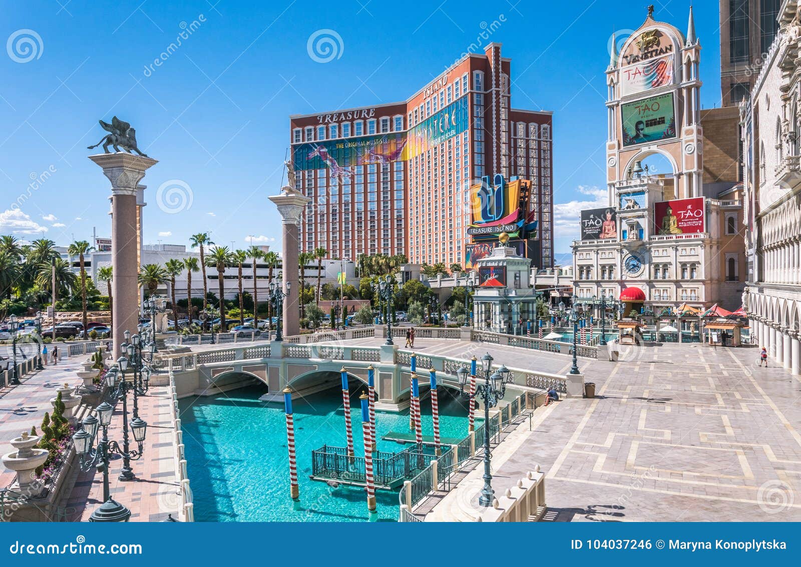 Hotels Near Grand Canal Shoppes at The Venetian Resort Las Vegas in Las  Vegas, NV