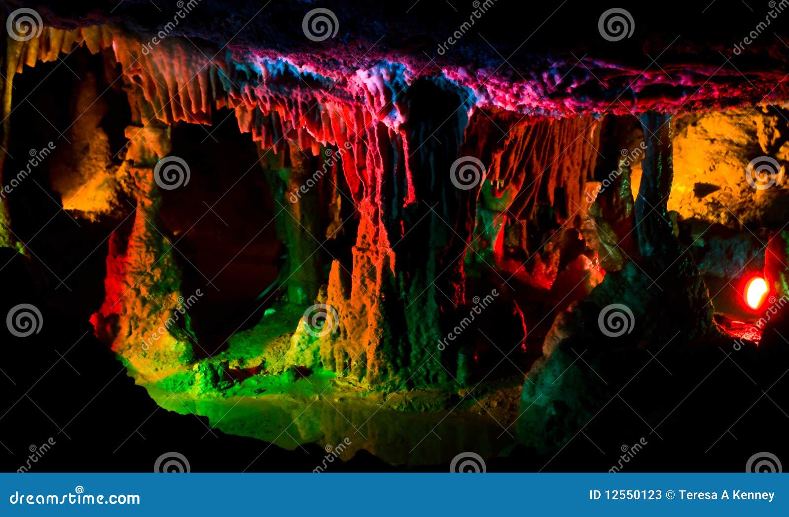 Grand Caverns Grottoes Virginia USA Stock Image Image of earthen