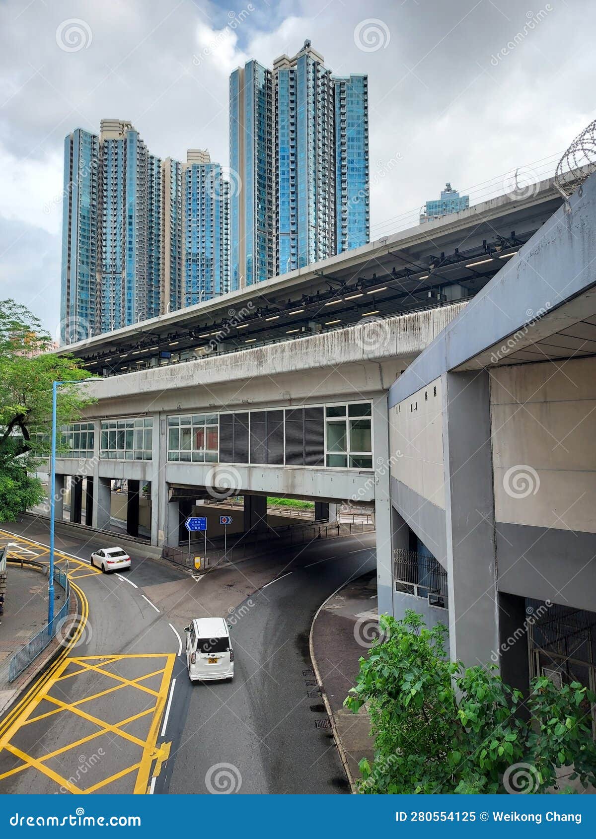 Grand Central and Kwun Tong MTR Station Kowloon Hong Kong Editorial ...