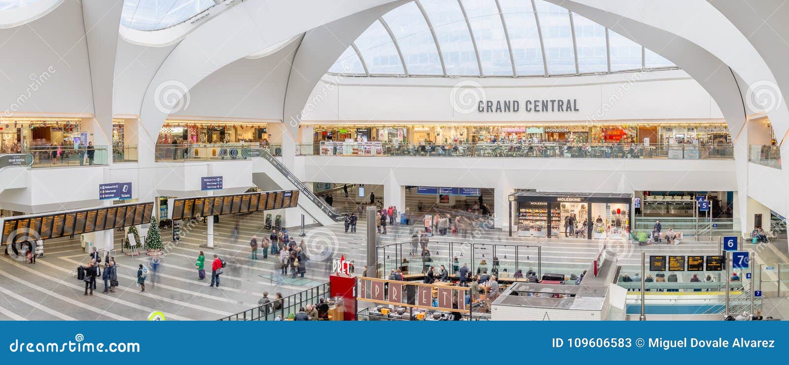 Grand Central Shopping Center & Birmingham New St Station Editorial