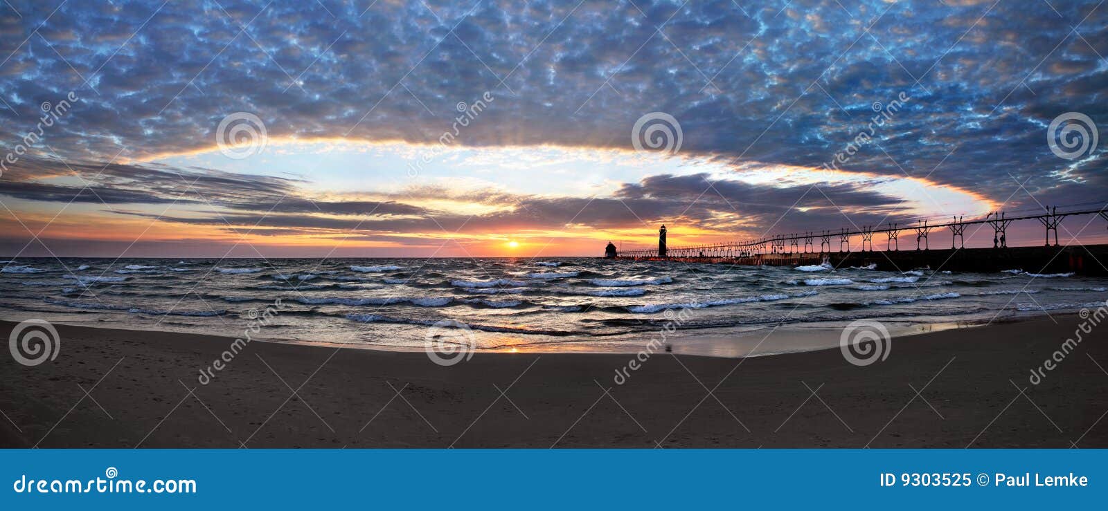 grand haven south pierhead lighthouse