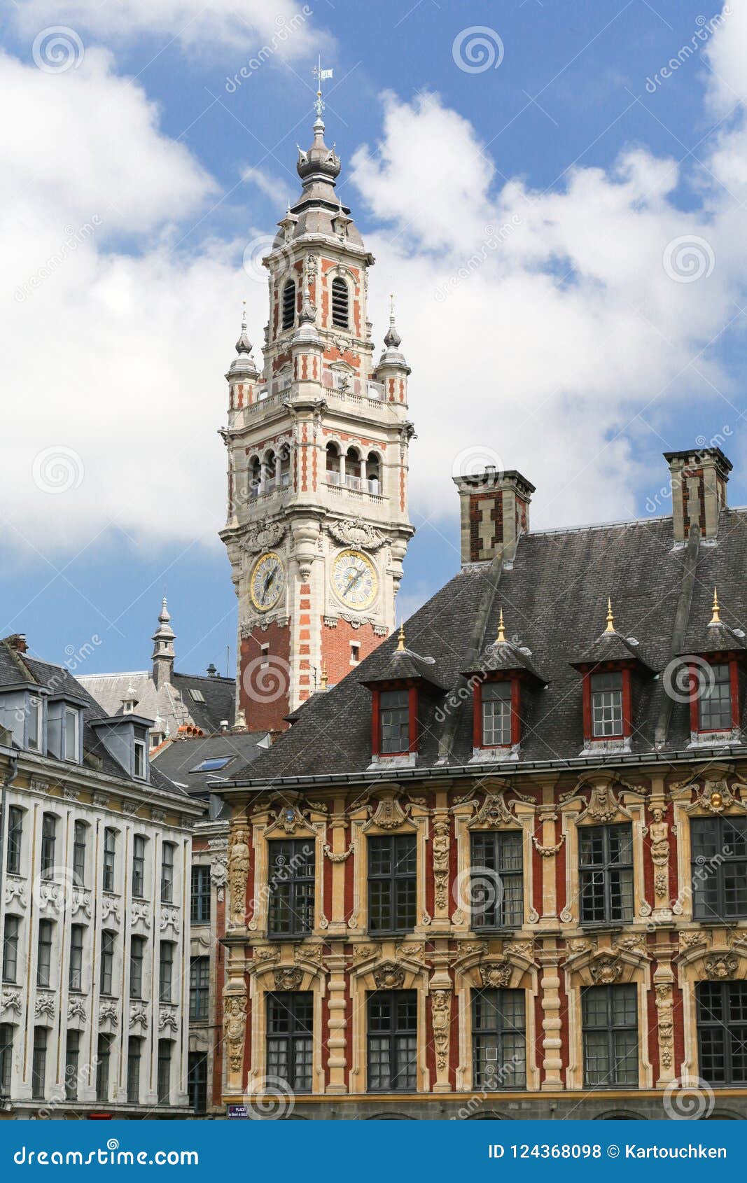 Grand Place Lille foto de archivo. Imagen de centro - 124368098