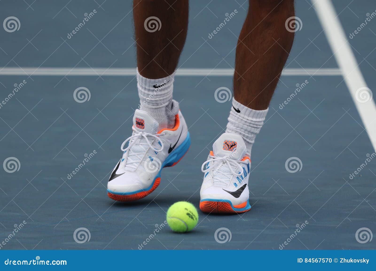 Sophie Het beste Verkeerd Grand Slam Champion Rafael Nadal of Spain Wears Custom Nike Tennis Shoes  during Practice for US Open 2016 Editorial Image - Image of players, rafa:  84567570