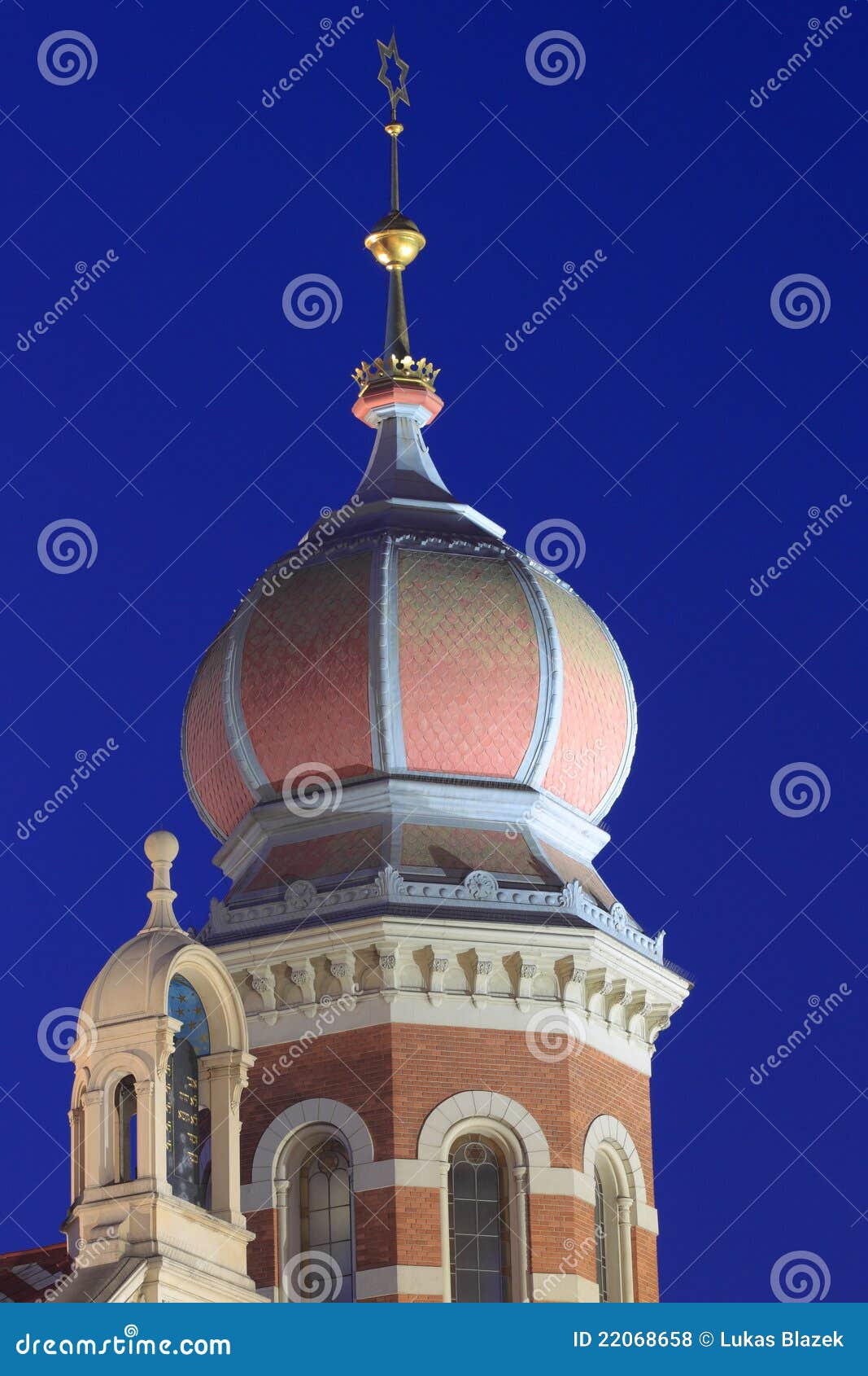 Sinagoga em Pilsen imagem de stock editorial. Imagem de central