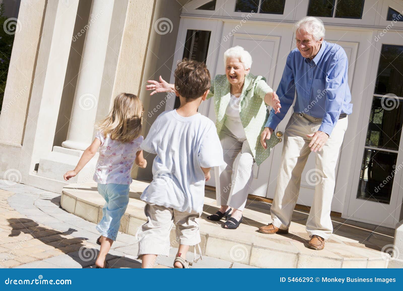 grandparents welcoming grandchildren