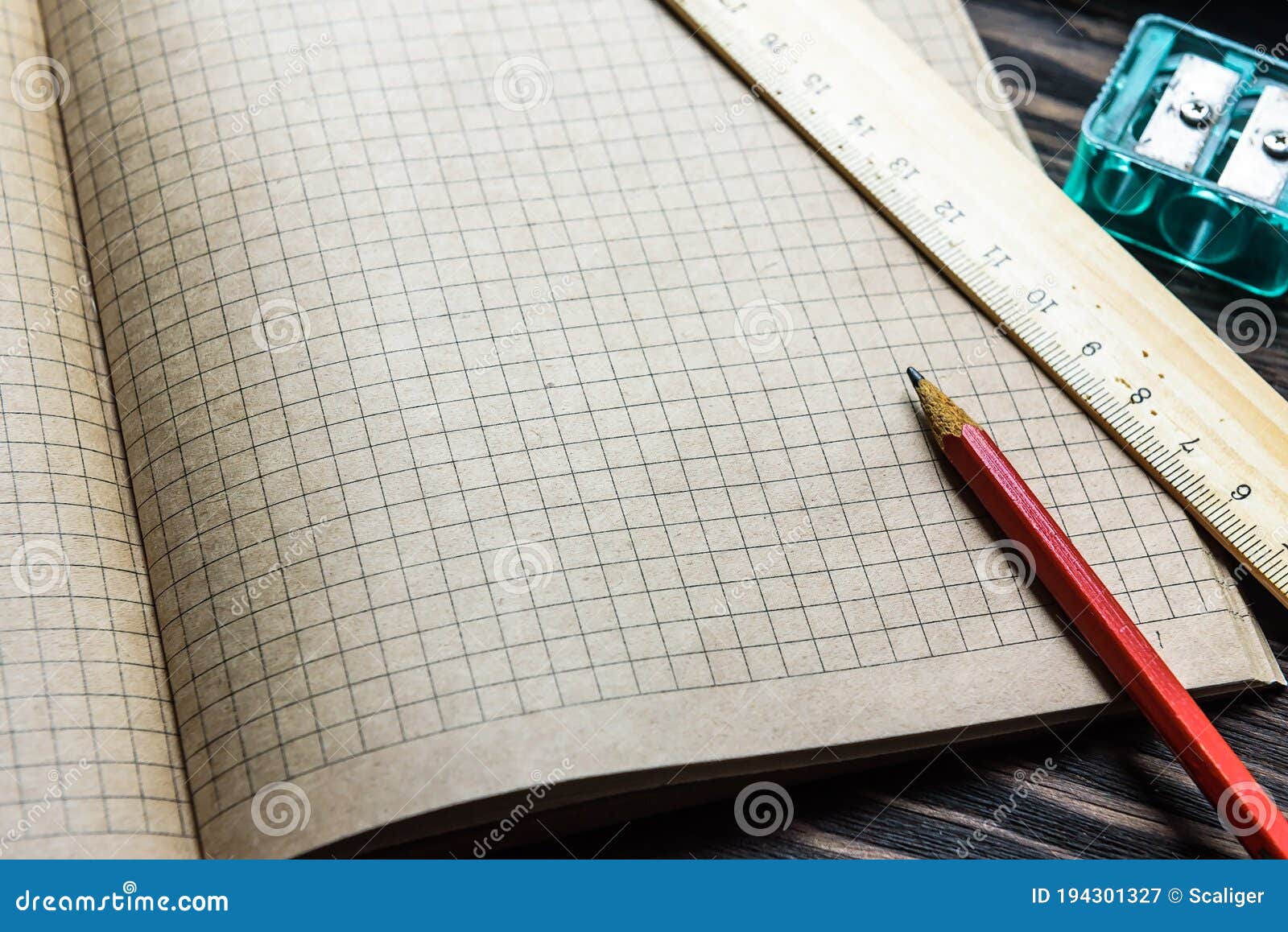 graph-paper-of-notebook-background-blank-page-of-retro-sketchbook-and