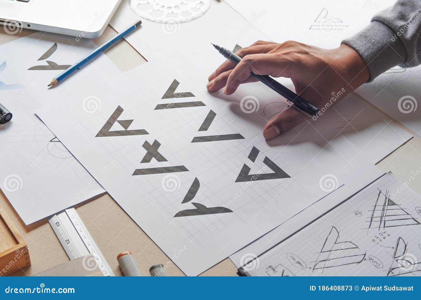 Graphic Designer Development Process Drawing Sketch Design Creative Ideas  Draft Logo Product Trademark Label Brand Artwork Stock Image  Image of  marketing process 186408867