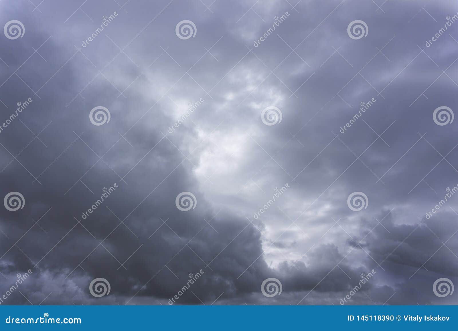 the gray cloud large majestic nebulosity ominous rain