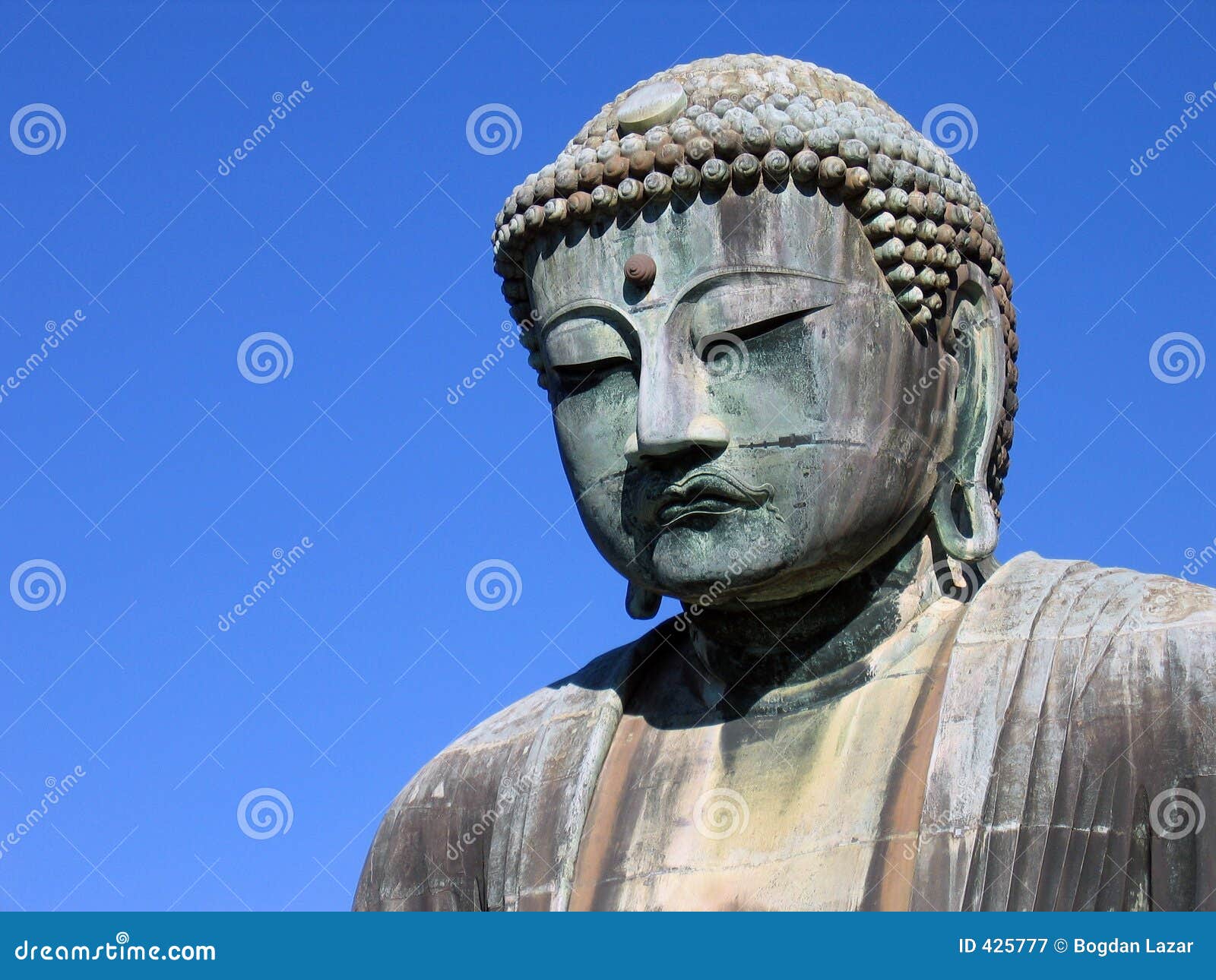 the great buddha - kamakura, japan
