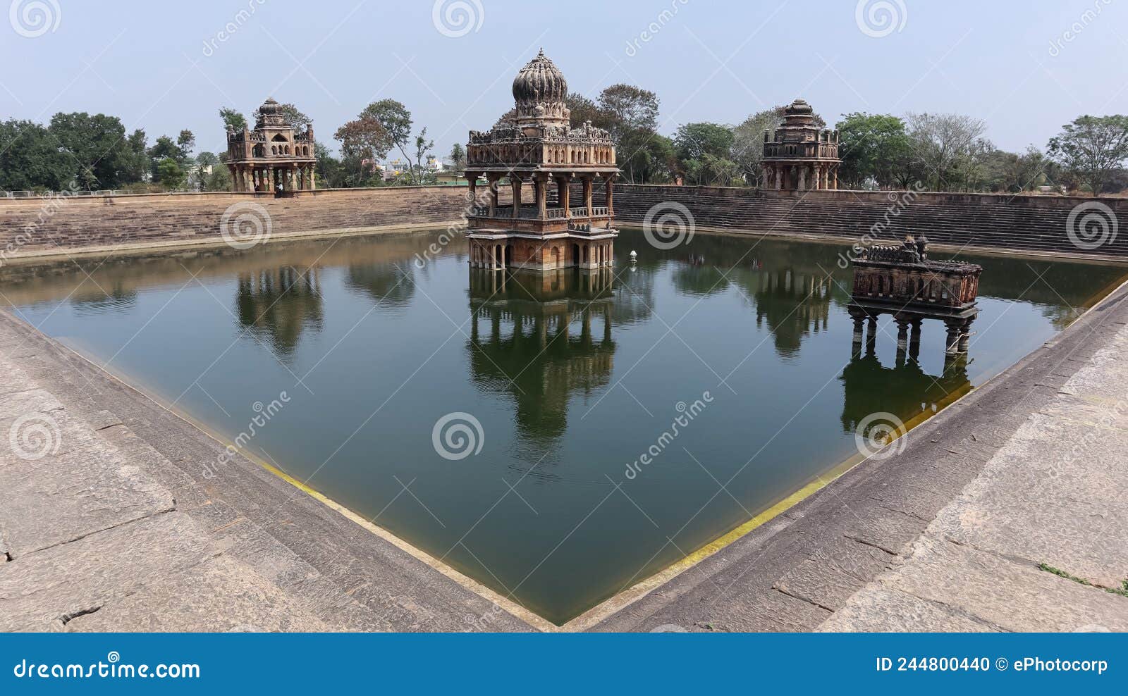 great masterpiece of stone architecture, santhebennur pushkarini, devangere, karnataka, india