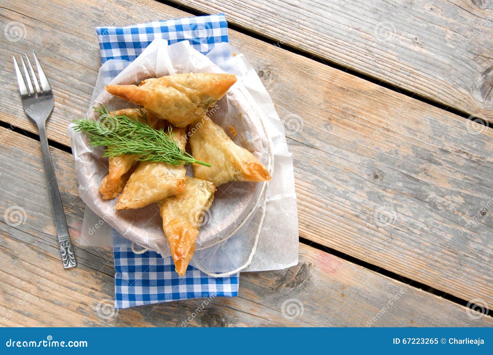 greek feta and spinach filo pastry triangles