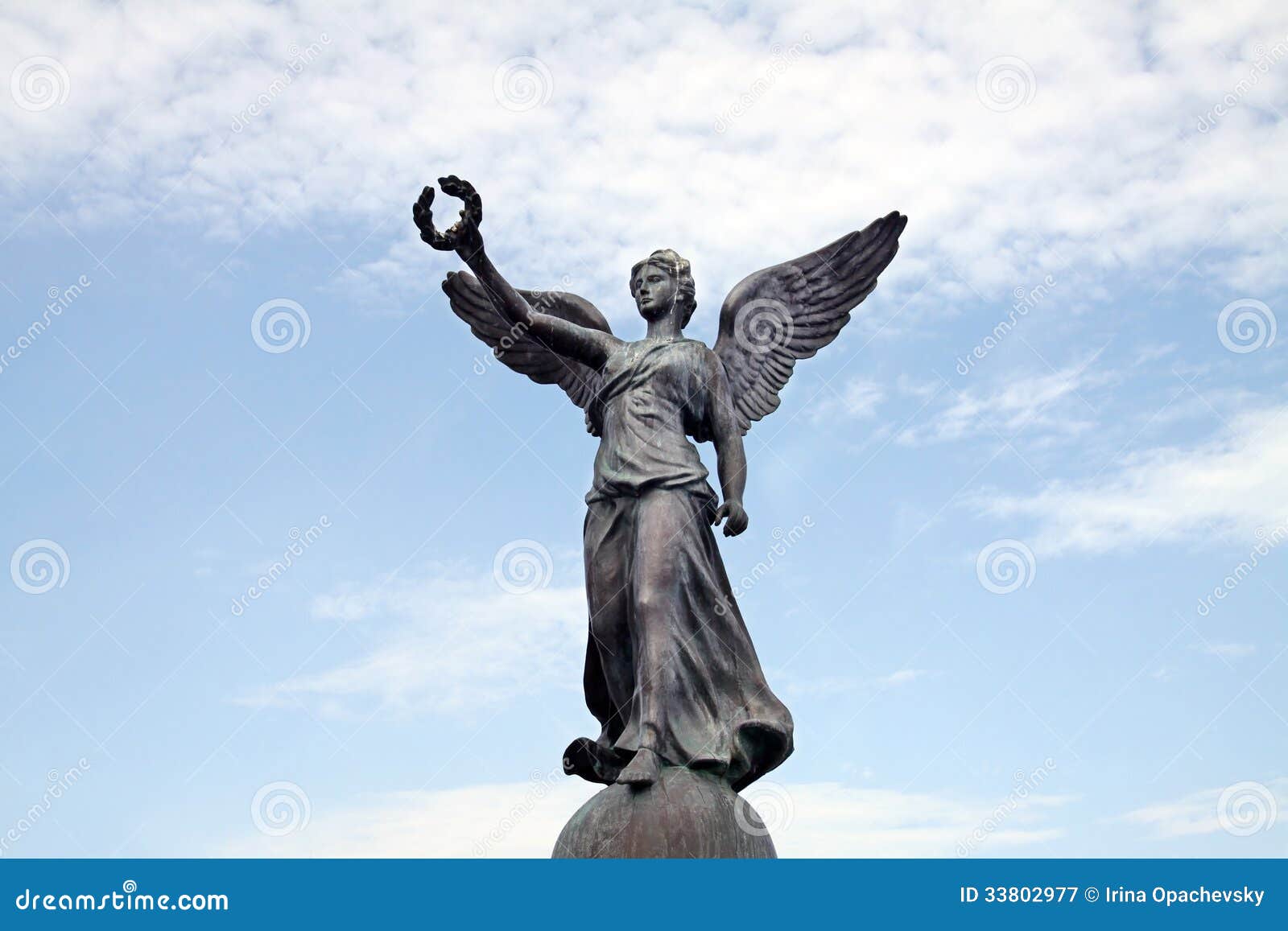 nike goddess of victory statue