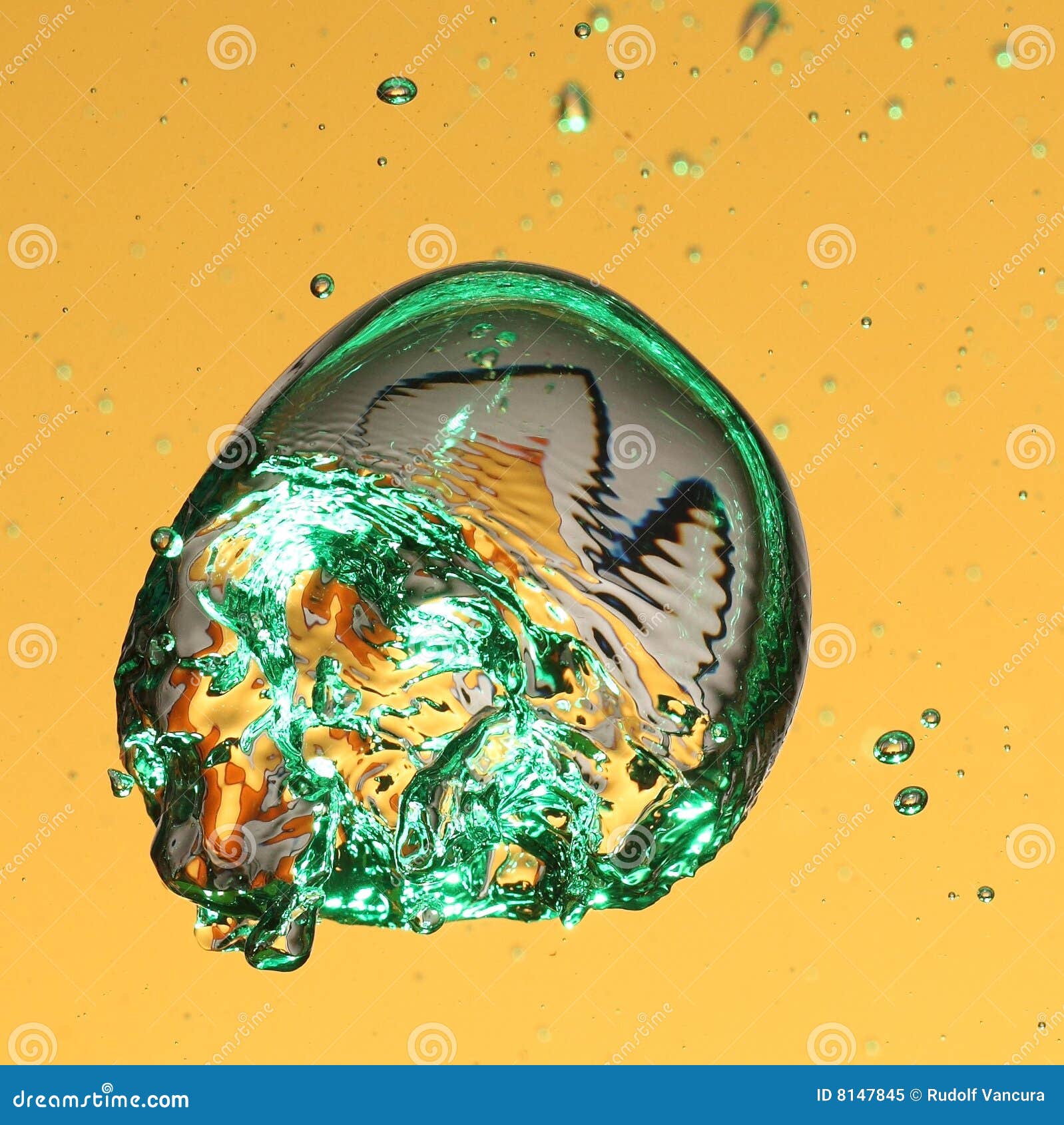 Green air bubble in water stock image. Image of water 8147845