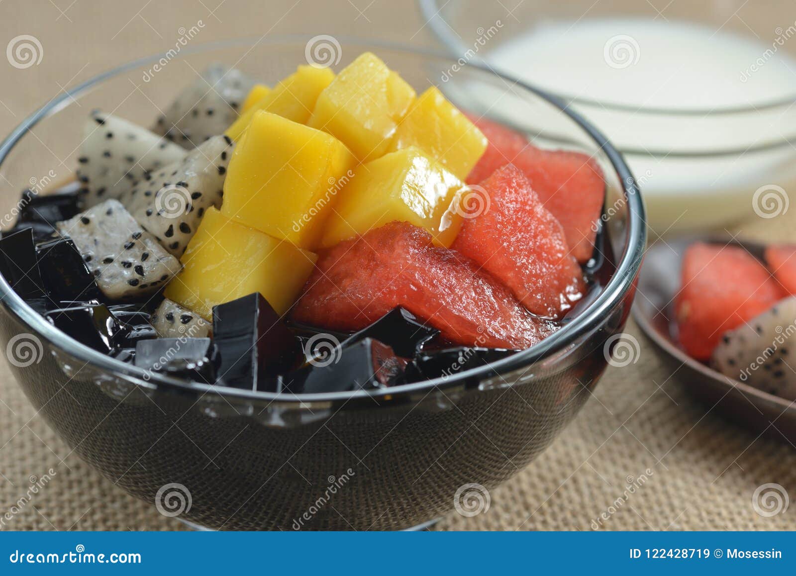 Green Bean Jelly Mango Fruit Platter Stock Image Image of jelly