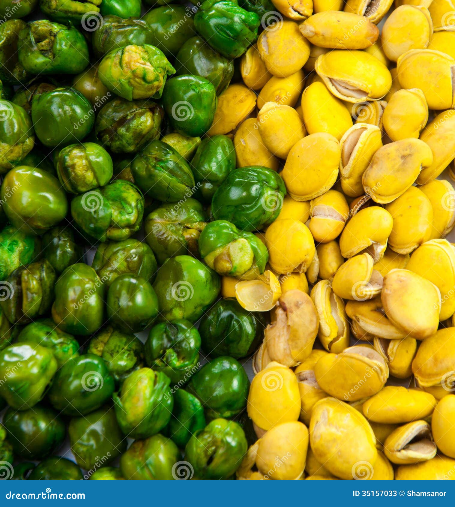 Green bean and yellow bean stock image. Image of frozen 35157033