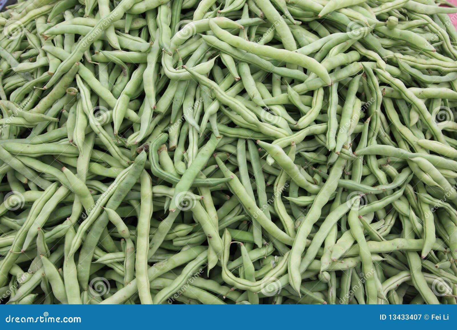 Green beans stock image. Image of store, food, markets 13433407