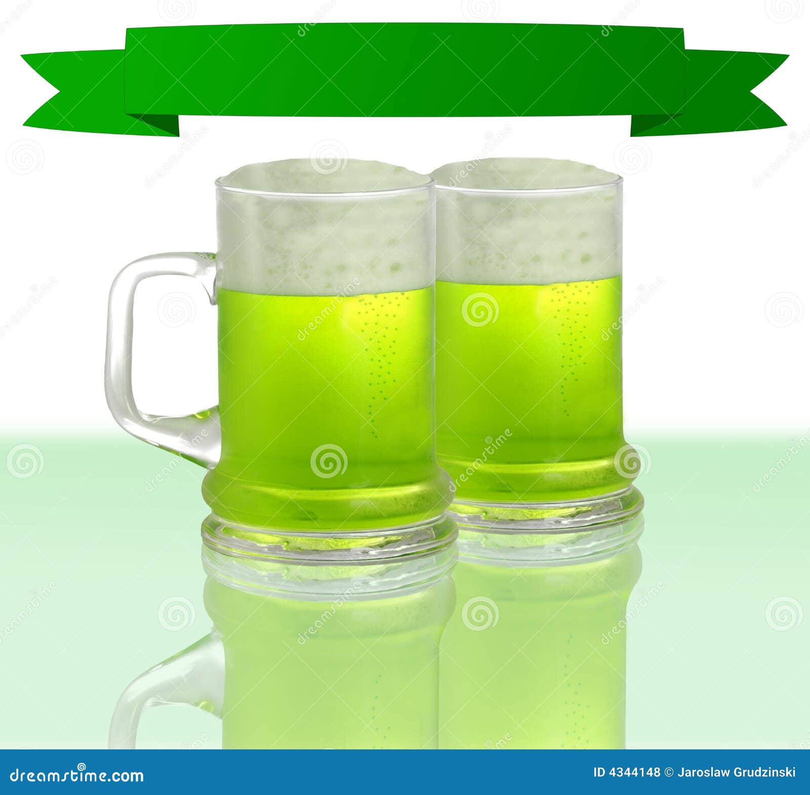 Green beer stock photo. Image of beverage, beerhouse, brewery 4344148