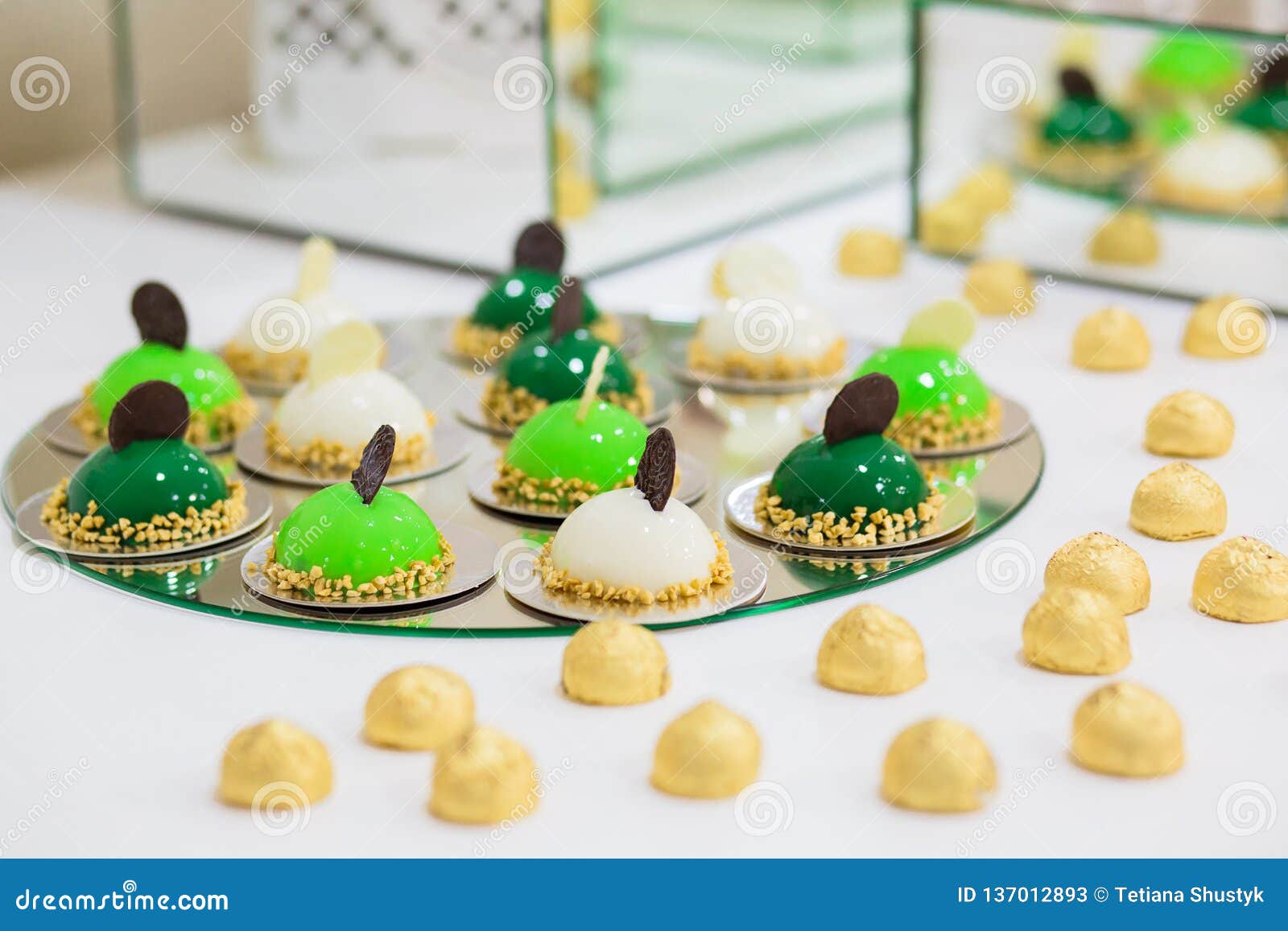 Green Candy Bar with Balls, Macaroon at the Wedding Stock Image Image