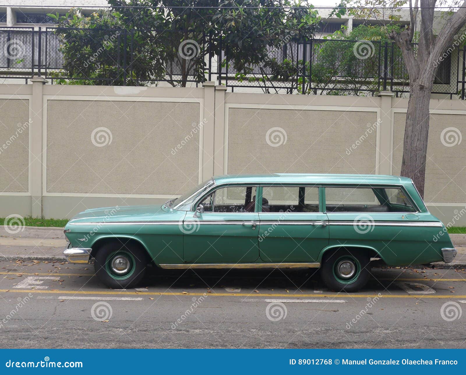 Download Green Chevrolet Impala Station Wagon In Lima Editorial Stock Photo Image Of Chrome Scene 89012768