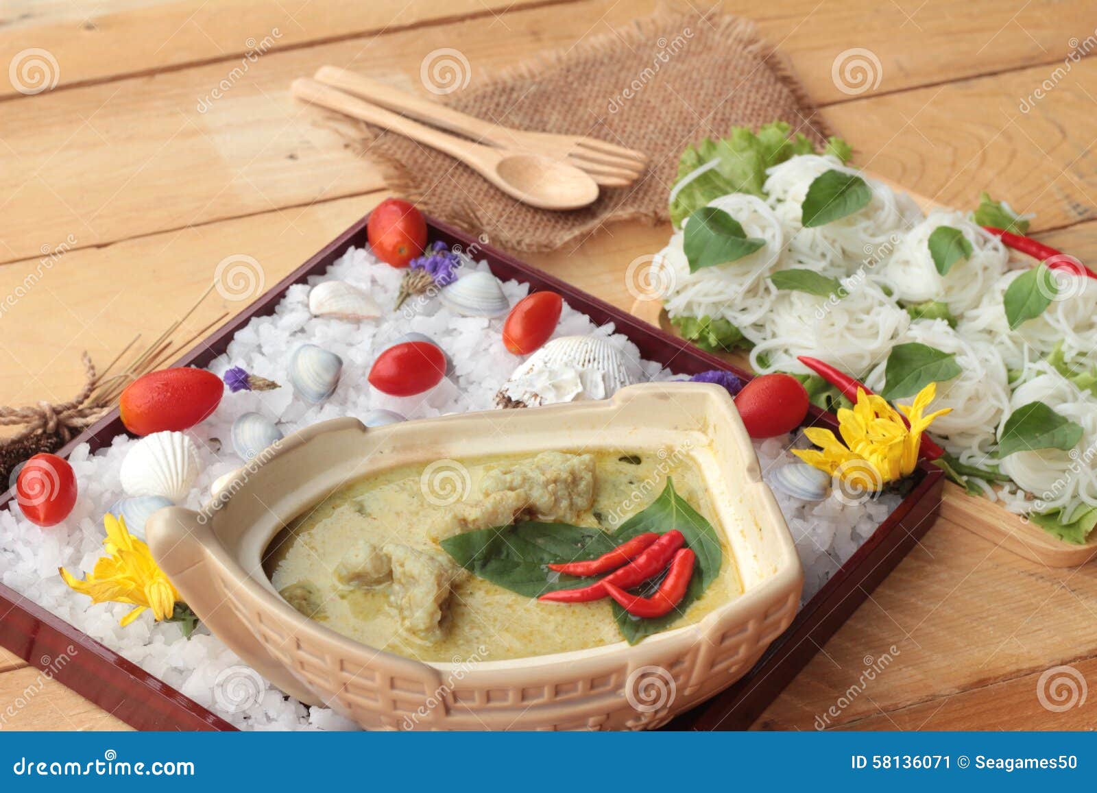 Green Curry Coconut Milk with Rice Noodle. Stock Image Image of bean