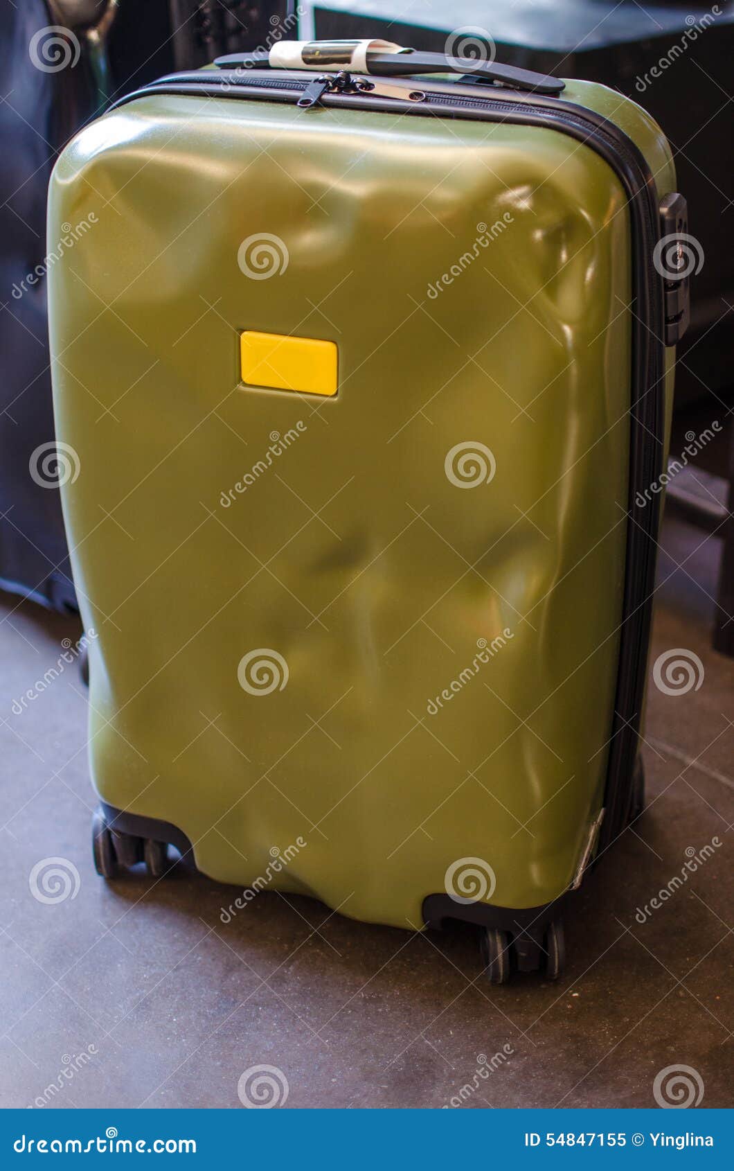 4 Wheeler Trolley Bags, For Luggage at Rs 2100/set in New Delhi | ID:  22051486473