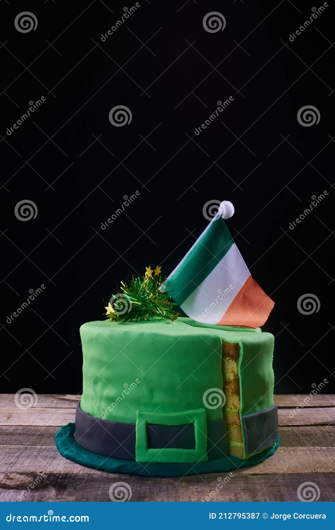 Irish Wedding Cake: A Memorable Way to Share Your Irish Side!