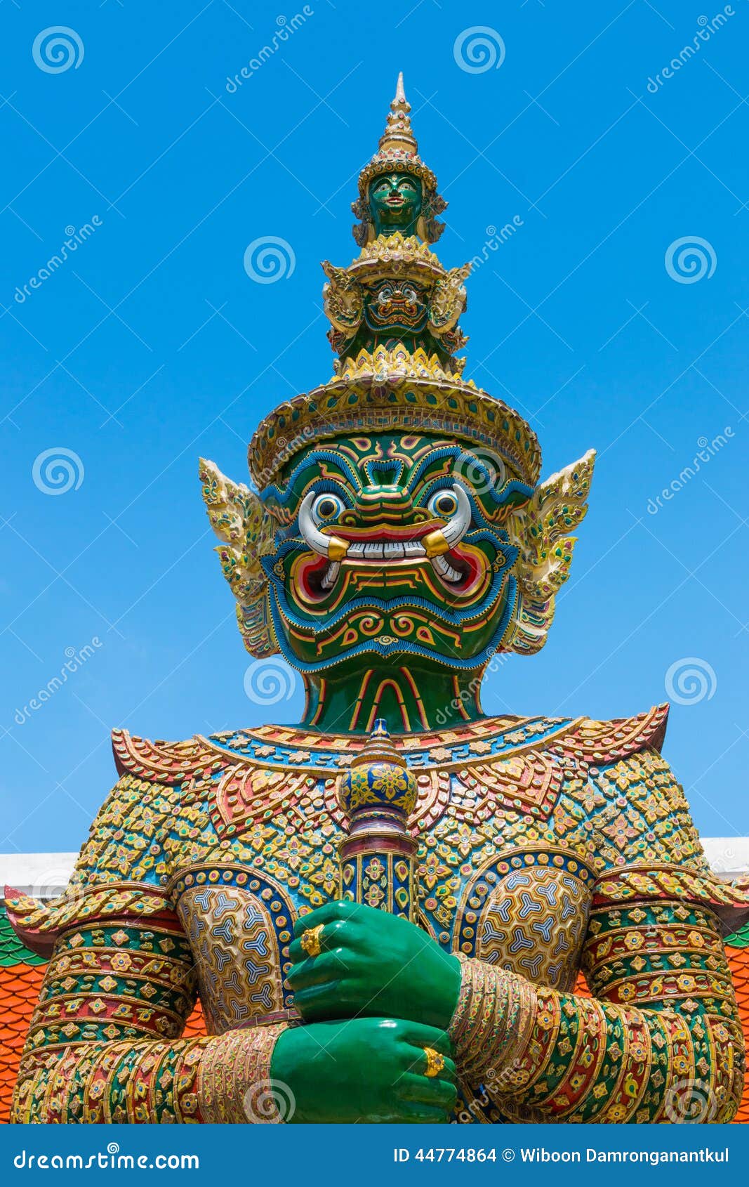 The Green Giant Statue (called Ravana) at Wat Phra Si Rattana ...