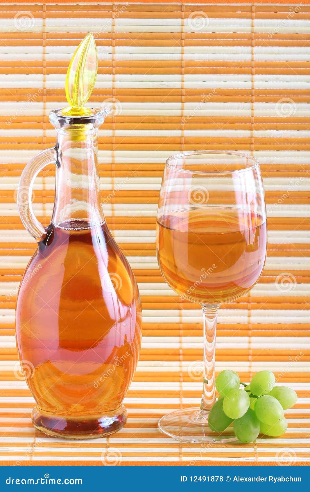 Green Grape Cluster and Wine Stock Photo Image of green, wine 12491878