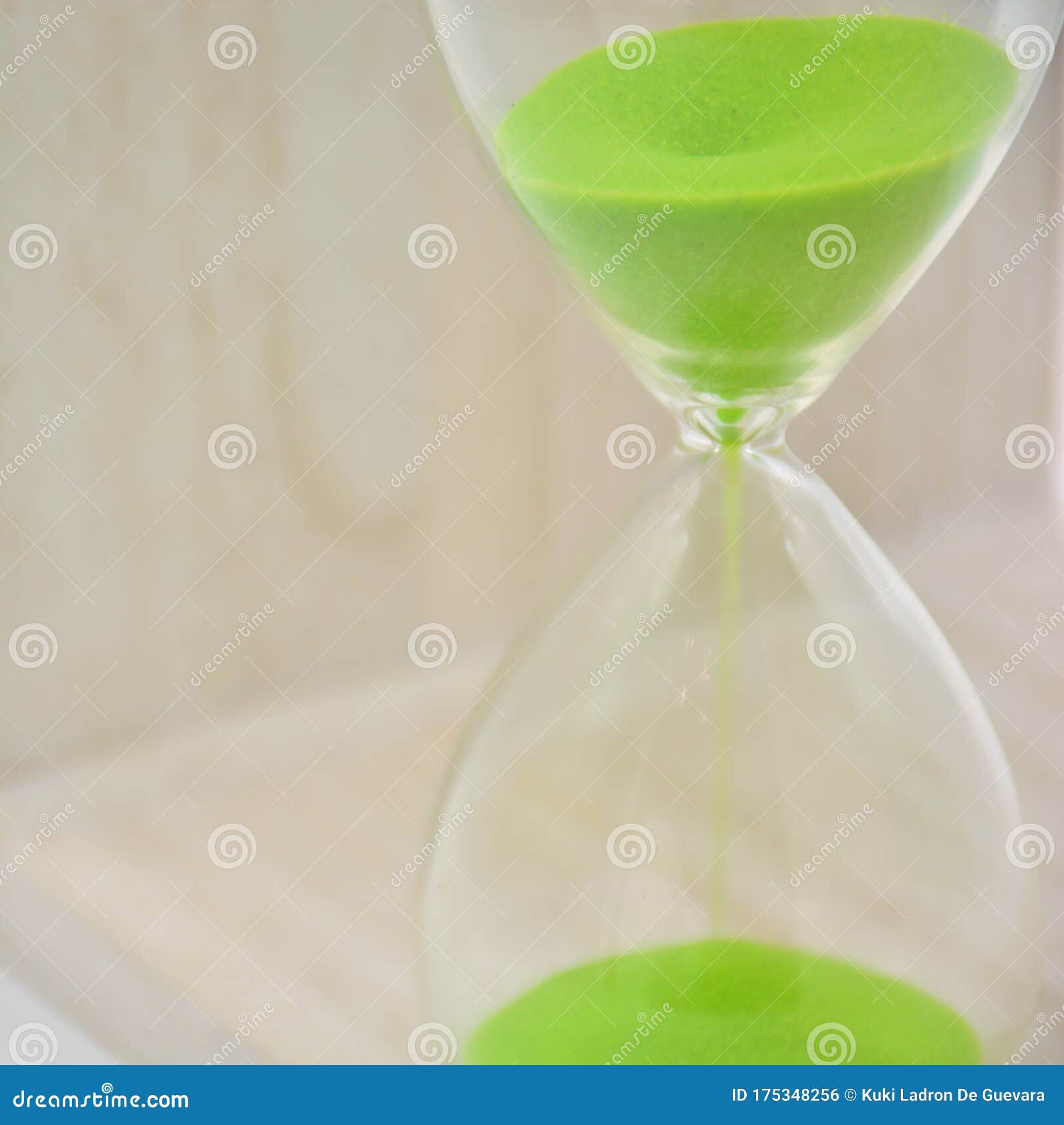 green hourglass, counting time