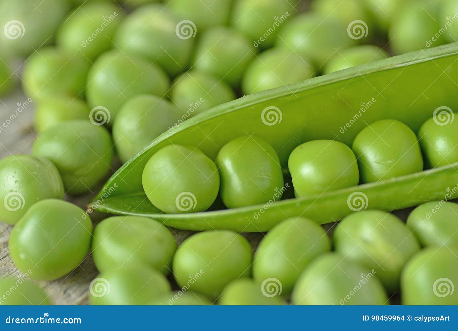 Green peas and pod stock photo. Image of organic, ingredient 98459964