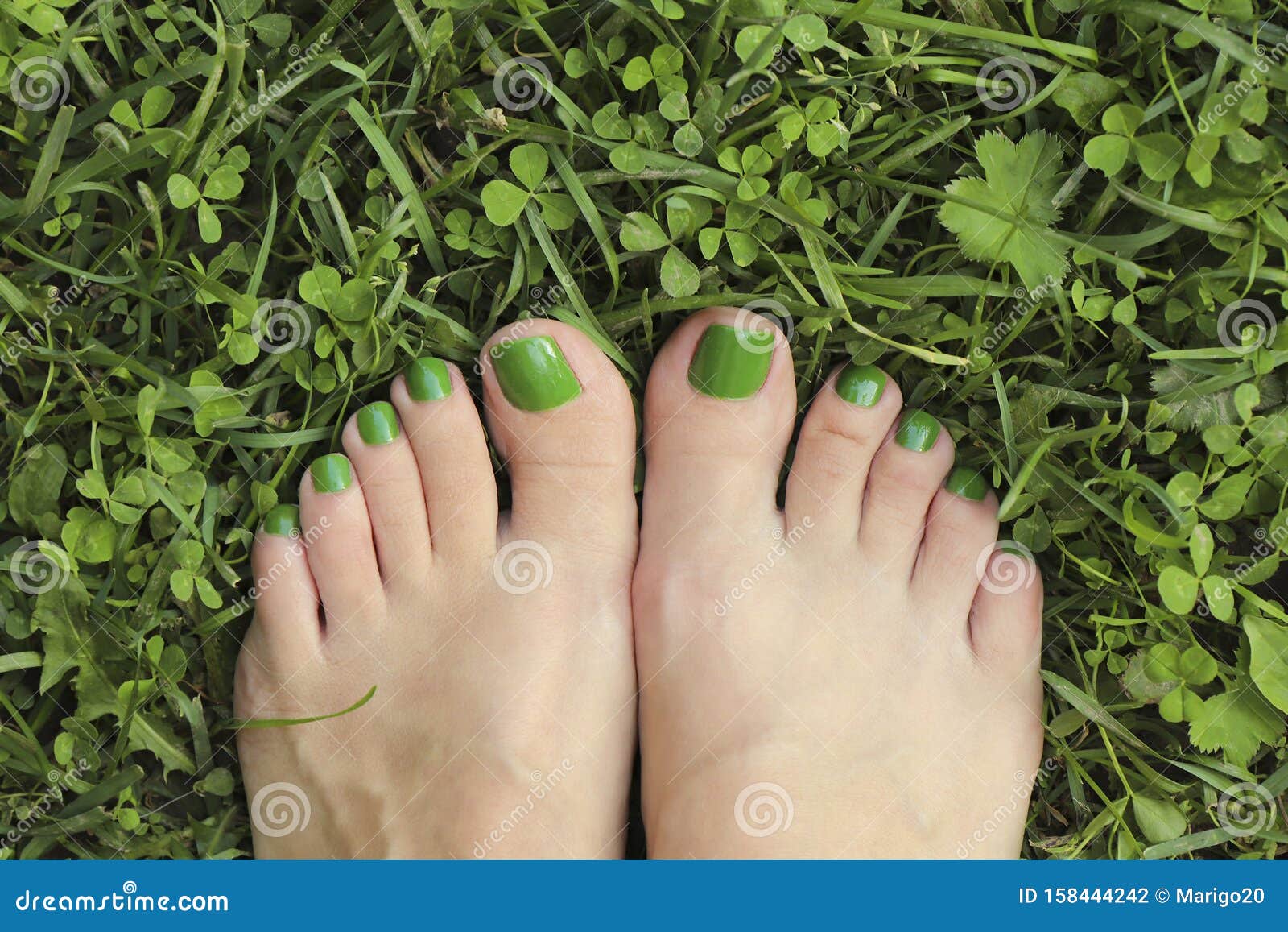 Pedicure of the day - Page 7 Green-pedicure-women-s-short-nails-green-pedicure-women-s-short-nails-nail-design-nature-colors-158444242