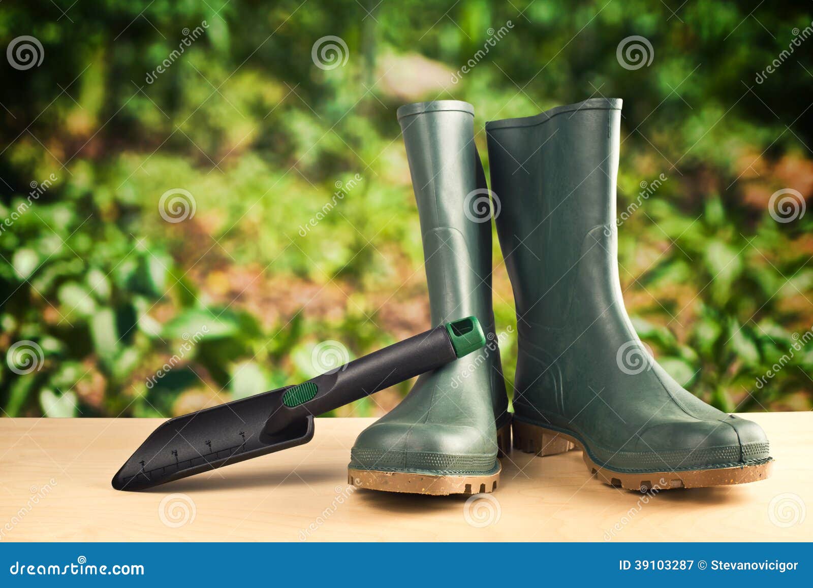 rubber boots for yard work