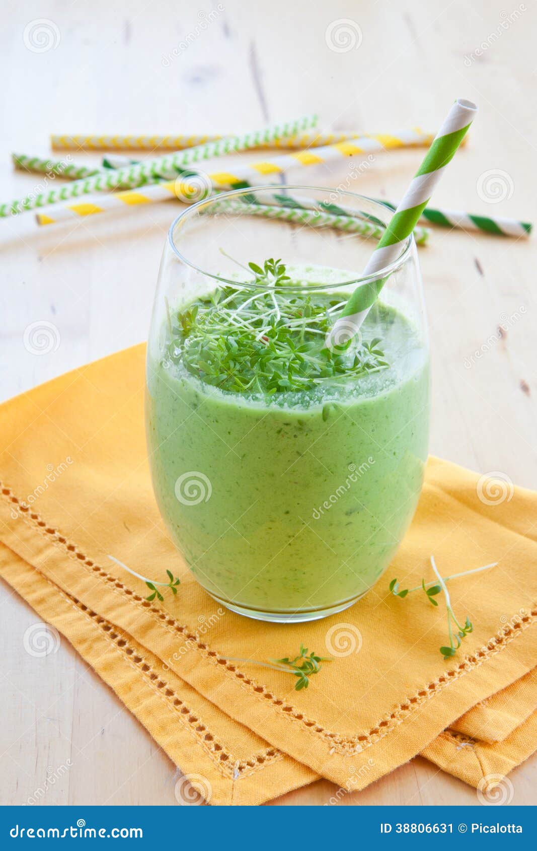 Green smoothie with herbs stock image. Image of refreshing 38806631