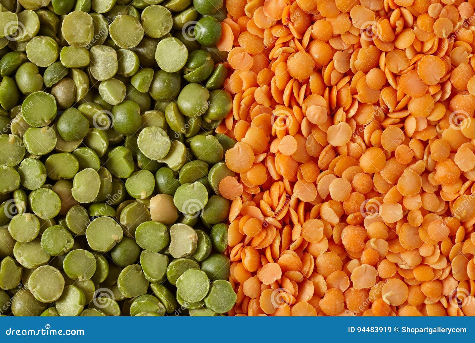 Green Split Peas and Red Stock - Image food, uncooked: 94483919